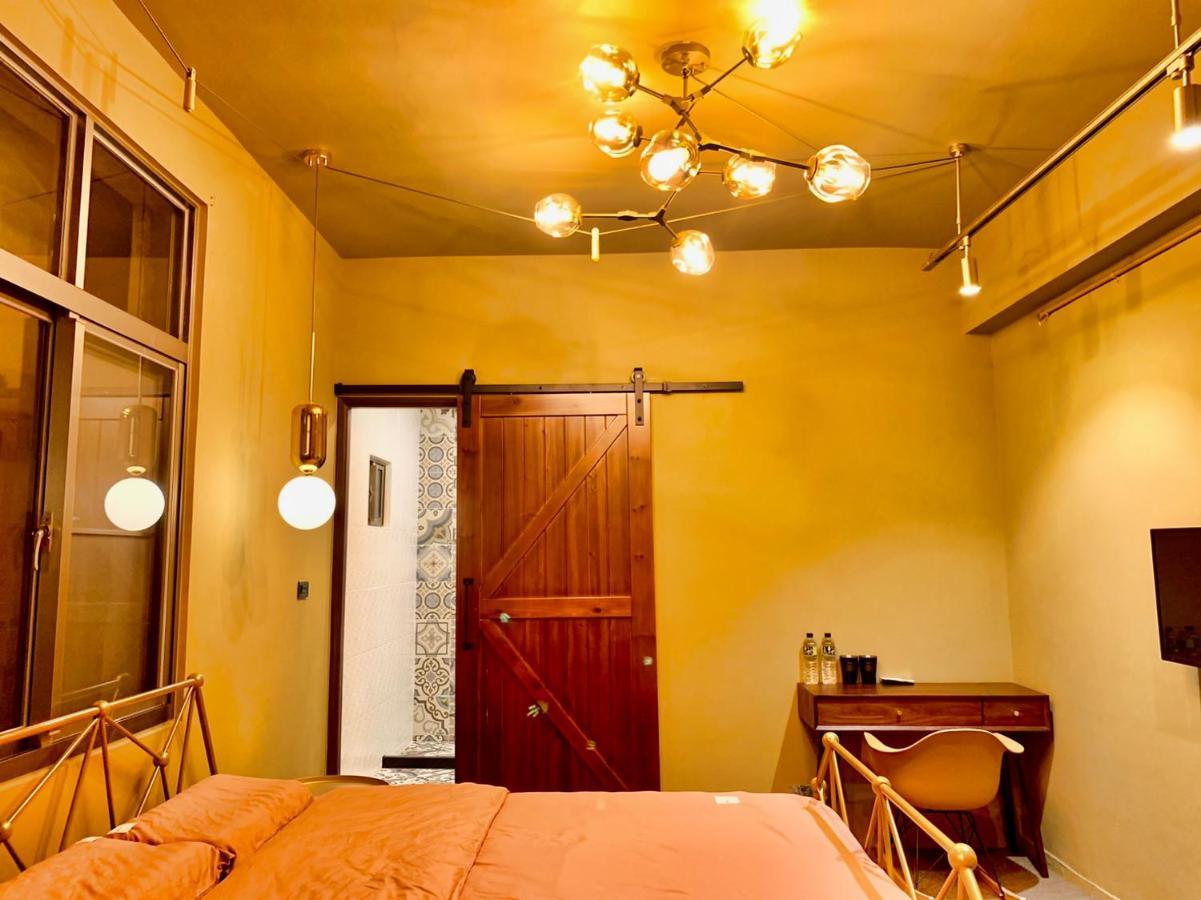 Hinoki Mansion Hostel Tainan Exterior foto