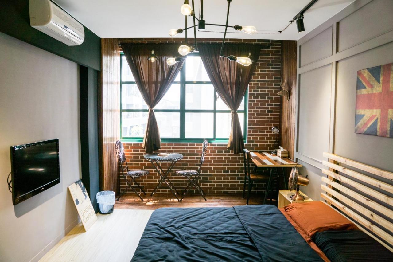 Hinoki Mansion Hostel Tainan Exterior foto