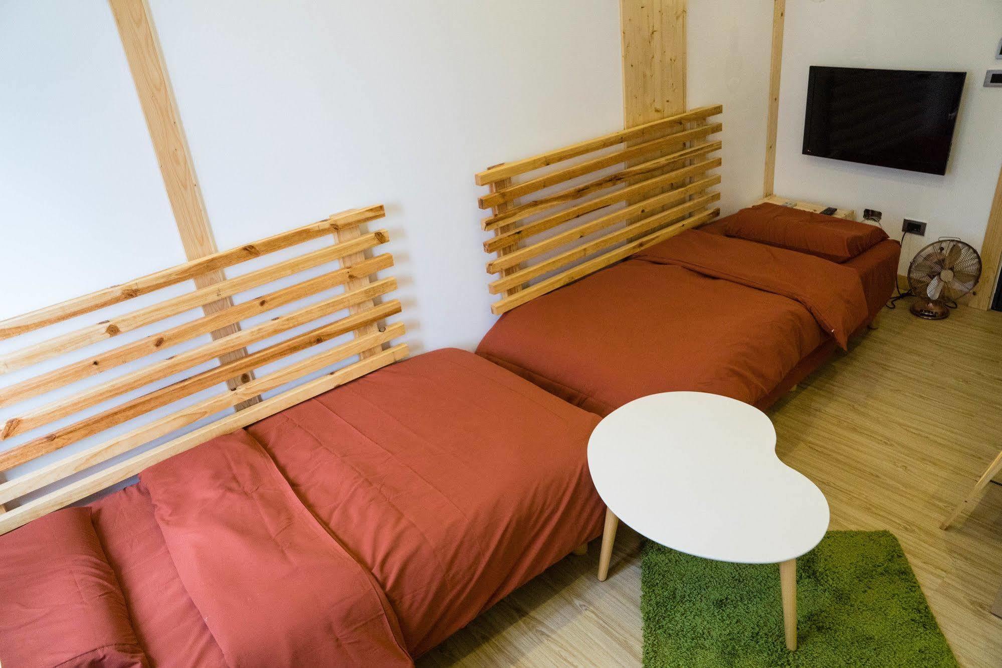 Hinoki Mansion Hostel Tainan Exterior foto