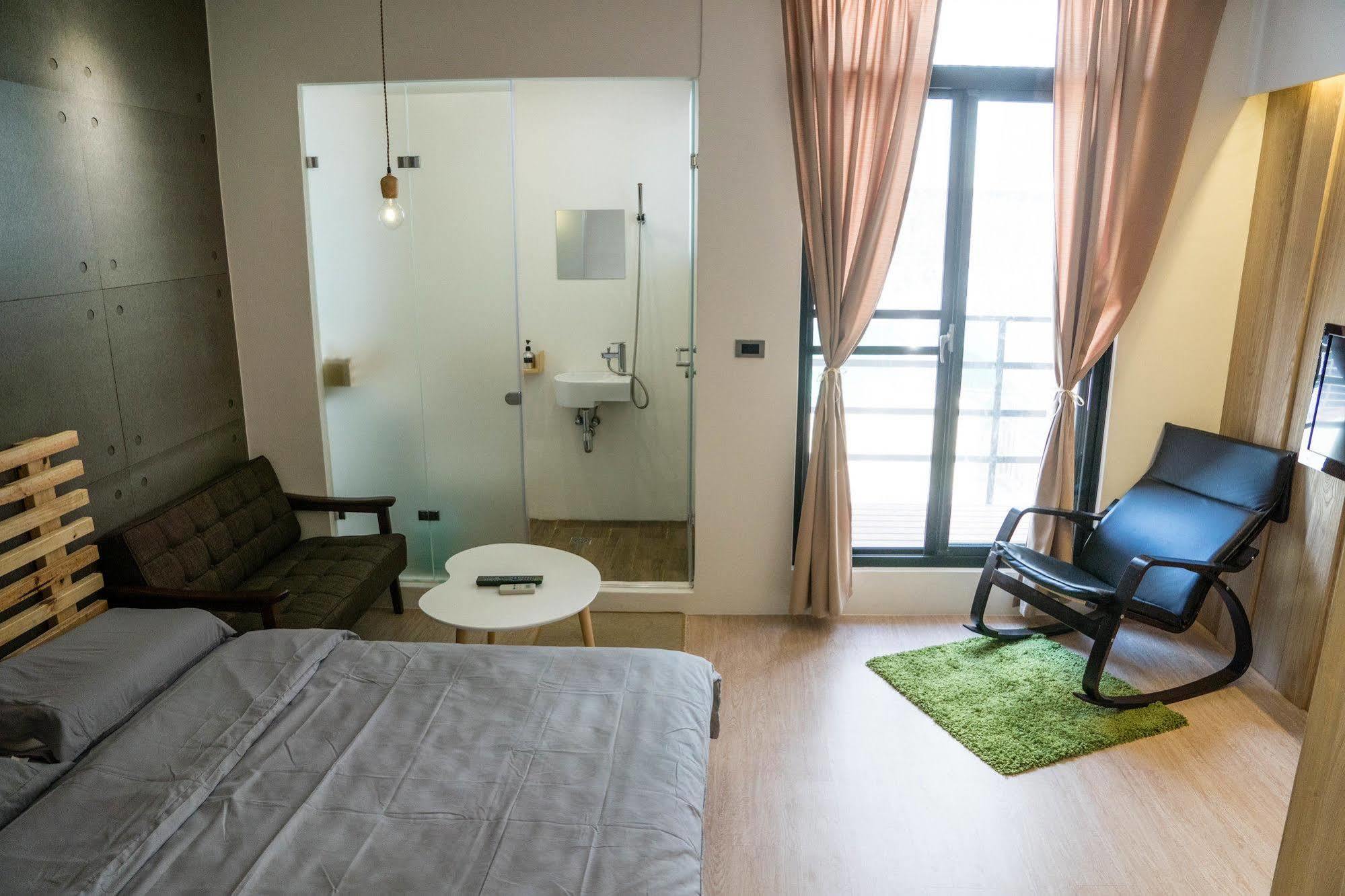 Hinoki Mansion Hostel Tainan Exterior foto