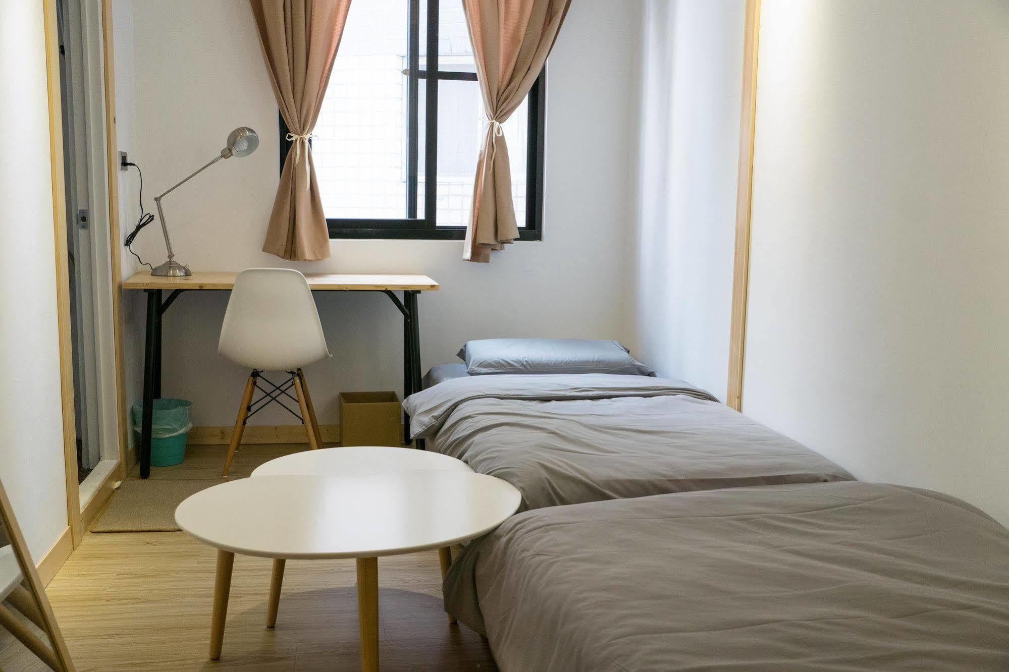 Hinoki Mansion Hostel Tainan Exterior foto