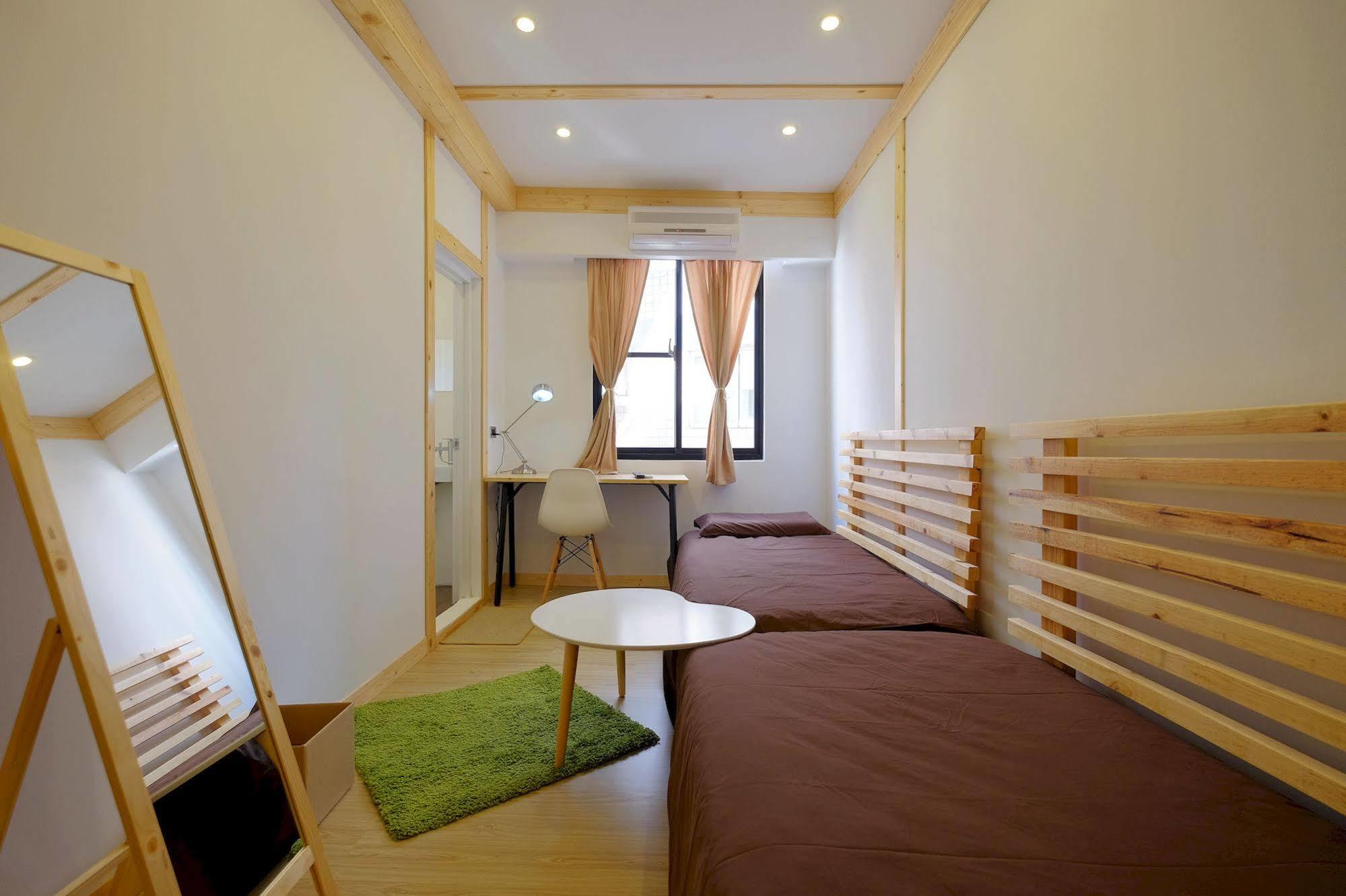 Hinoki Mansion Hostel Tainan Exterior foto