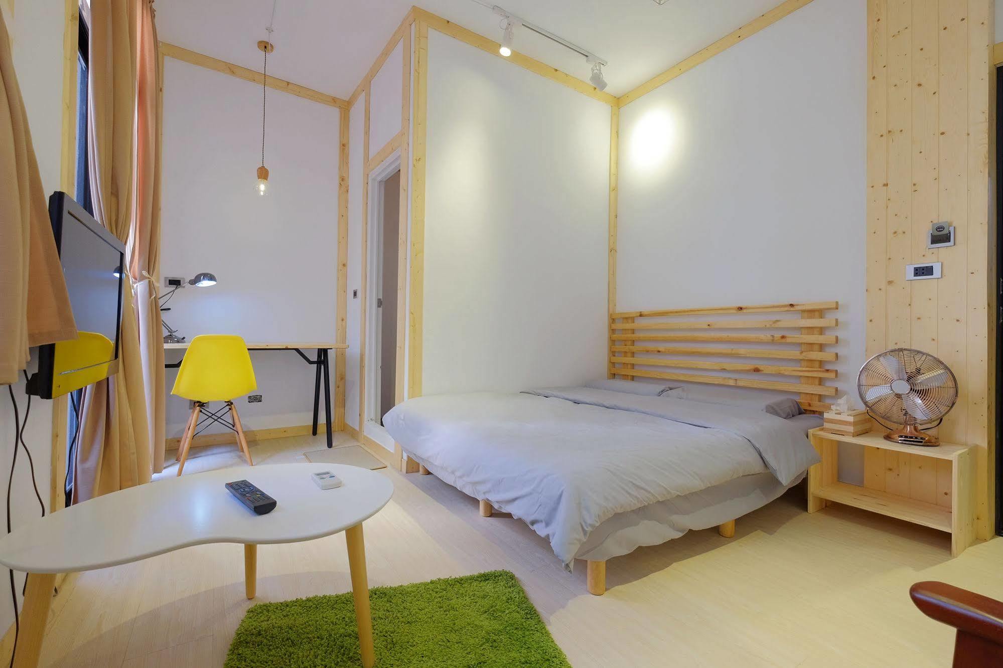 Hinoki Mansion Hostel Tainan Exterior foto