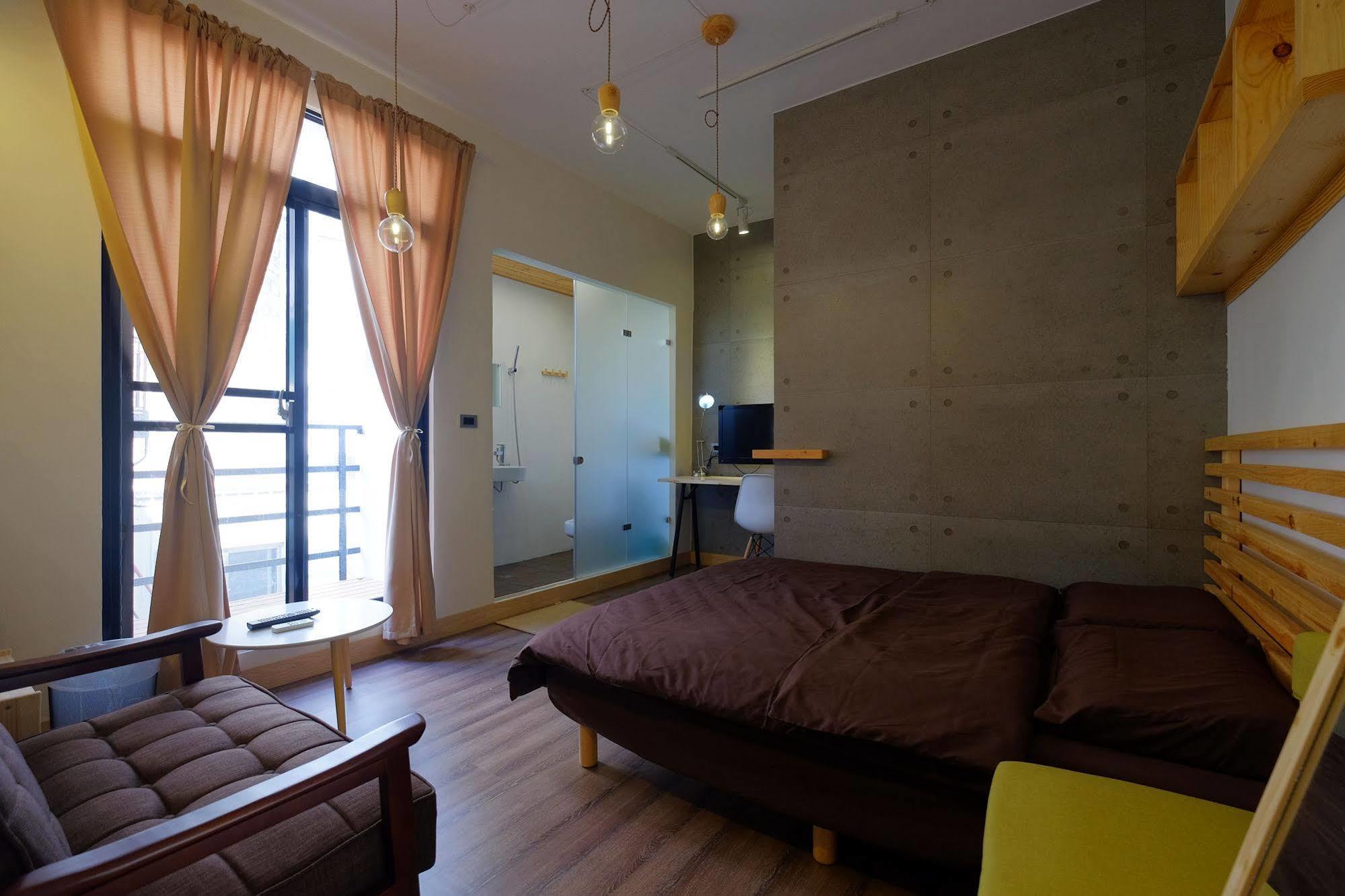Hinoki Mansion Hostel Tainan Exterior foto